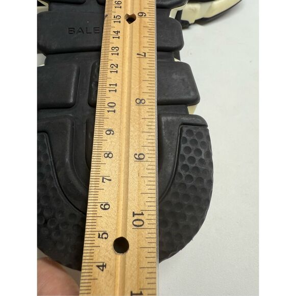 BALENCIAGA Speed Trainer Sneakers Black White Size 8 See Description - Picture 15 of 16